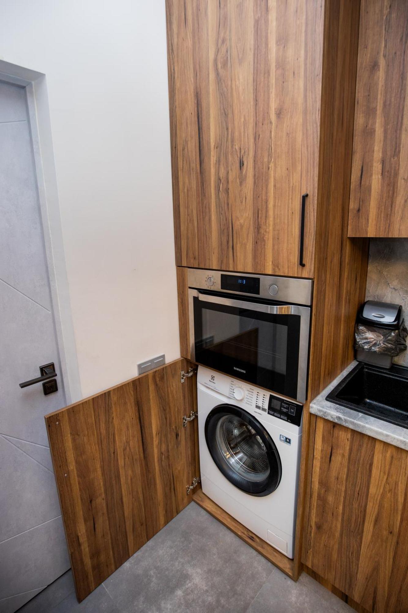 Yereone Hotel Apartment エレバン エクステリア 写真